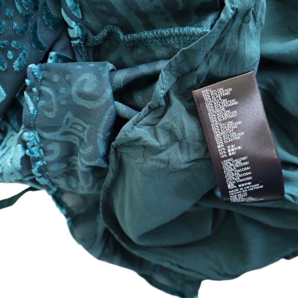 Urban Outfitters Womens Lexi Velvet Cowl Neck Mini Dress Size Medium Green Swing - Picture 11 of 14